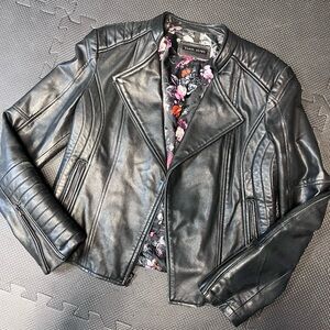 Black Women’s Leather Jacket moto sz small